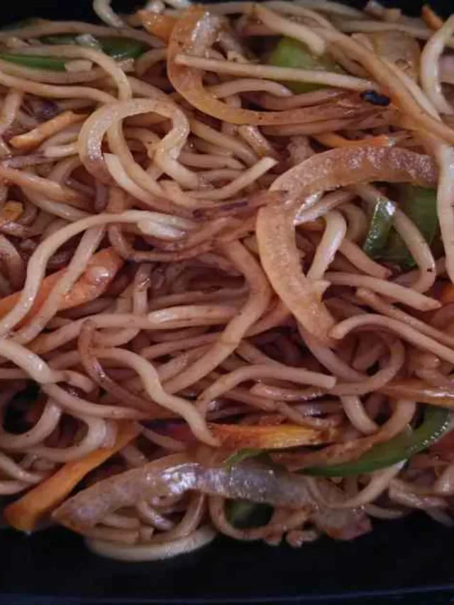 Famous Chinese Food Chowmein